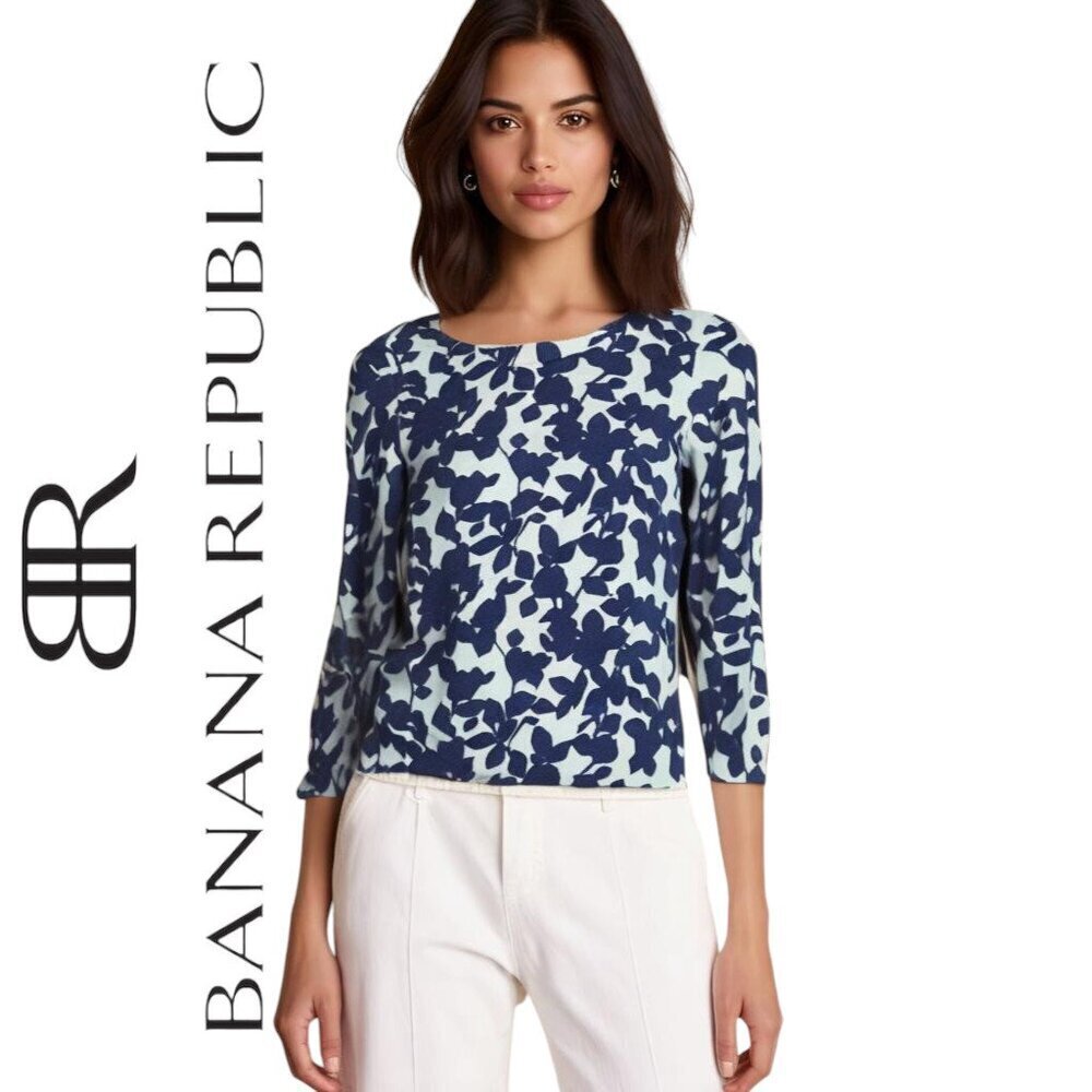🐣Y2K Vintage Banana Republic 3/4 sleeve Jewel neck Top floral print %100 Cotton